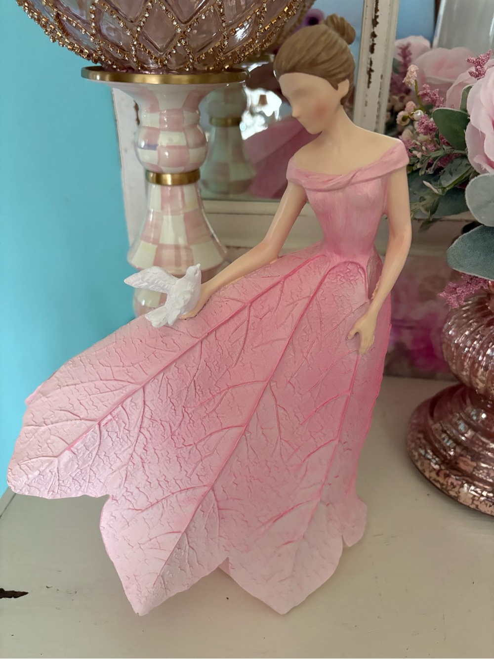 Garden Maiden Pink Leaf-Gown Figurine Decorative Statue - Unbranded